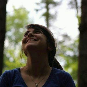 Meet your Posher, Cassandra